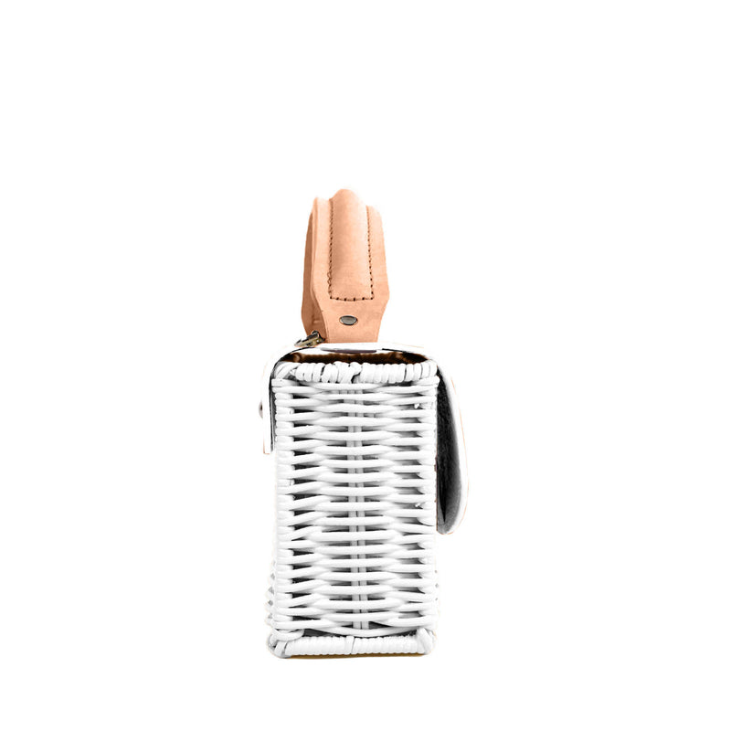 White Babai Camel Handle