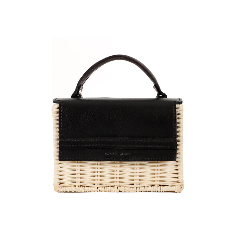 Black and Natural Ari