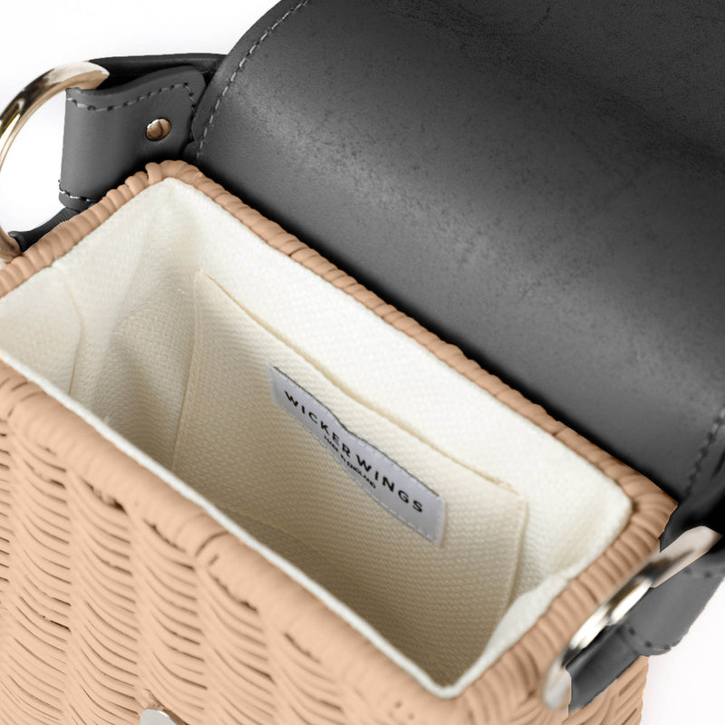 Lian-Natural-Black-Front-1-Wicker-Wings-Wicker-Bag-Bucket-Bag-Bags-for-Women-Designer-Handbags-Beach-Bag-Summer-Bag-Straw-Bag-Black-Bag-Crossbody-Bag-Mini-Bag-Leather-Handbags-Purse