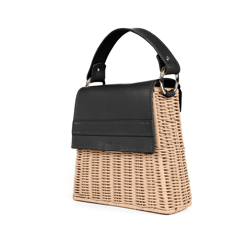 Lian-Natural-Black-Front-1-Wicker-Wings-Wicker-Bag-Bucket-Bag-Bags-for-Women-Designer-Handbags-Beach-Bag-Summer-Bag-Straw-Bag-Black-Bag-Crossbody-Bag-Mini-Bag-Leather-Handbags-Purse