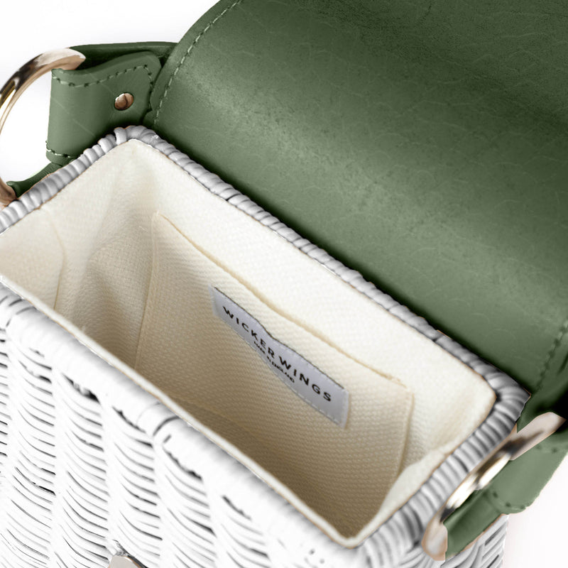 Green Croco & White Lian