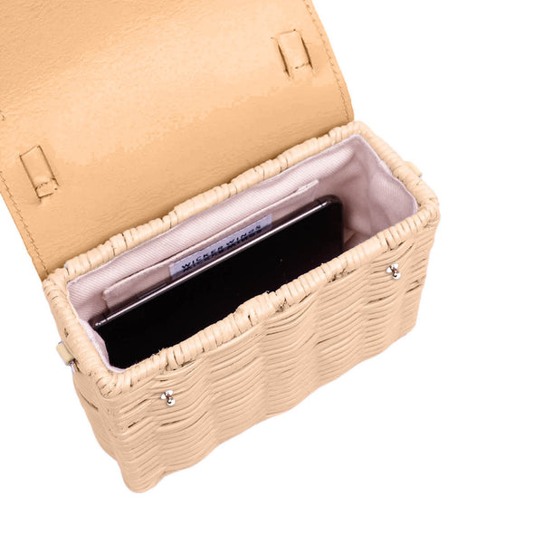 Clay Ari with Babing Handle