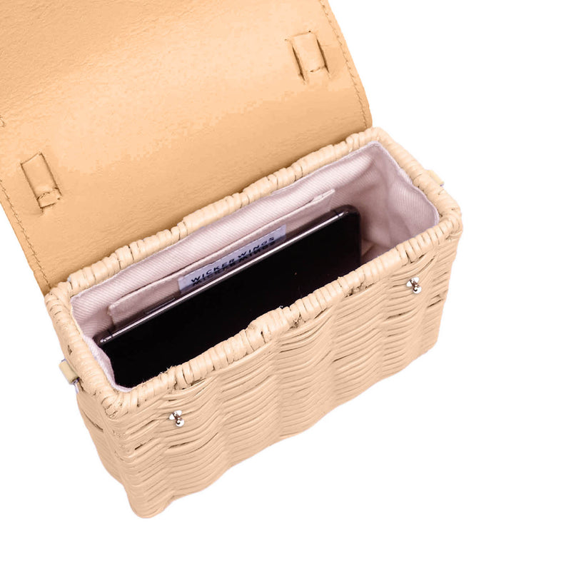 Clay Ari with Babing Handle