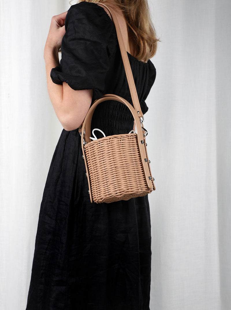 Quan-----Camel---Outfit-w-Wicker-Wings-Wicker-Bag-Bucket-Bag-Bags-for-Women-Designer-Handbags-Beach-Bag-Summer-Bag-Straw-Bag-Black-Bag-Crossbody-Bag-Mini-Bag-Leather-Handbags-Purse- Bucket Bag (6556200304779)